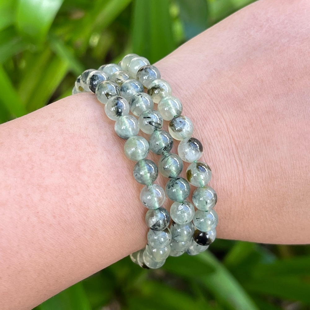Dainty‎ 7mm prehnite bracelet